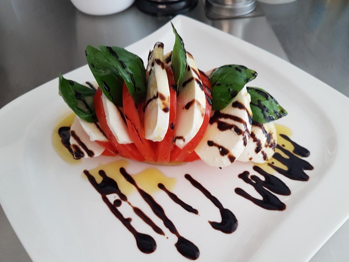 Pension Restaurant Luna تريس كاردن المظهر الخارجي الصورة